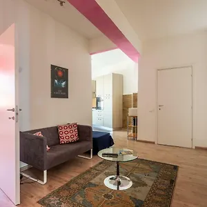 Appartamento Kubrick By Luce Stellata, Aulla
